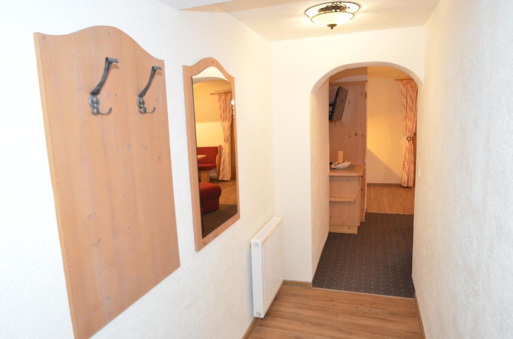 Ferienwohnung Haus Almfriede Leutasch Exterior foto