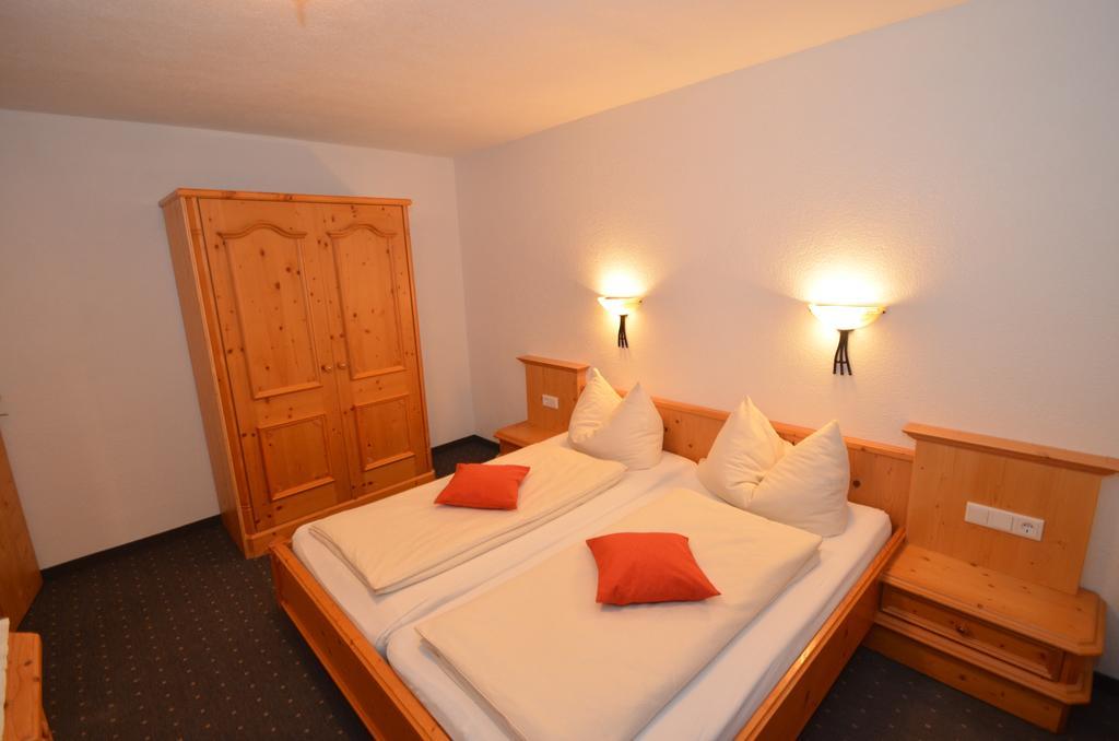 Ferienwohnung Haus Almfriede Leutasch Exterior foto